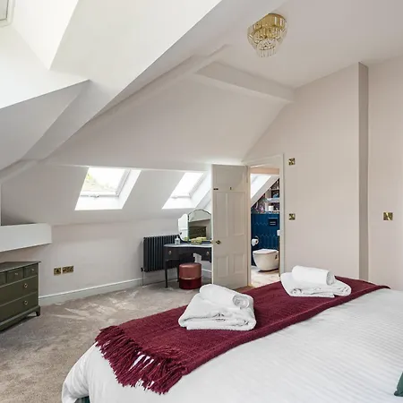 Mainsfield House - Luxury Group 度假居 塞特尔