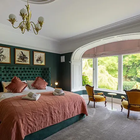 Mainsfield House - Luxury Group