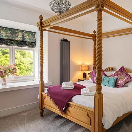 Mainsfield House - Luxury Group 度假居 *