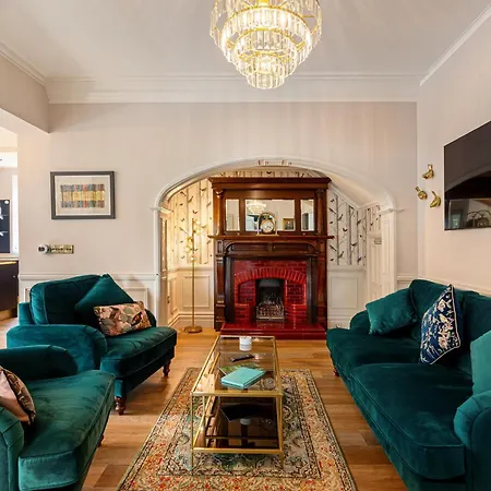 Mainsfield House - Luxury Group Settle