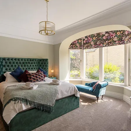 Mainsfield House - Luxury Group Tatil Evi *