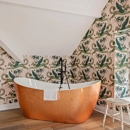 Mainsfield House - Luxury Group