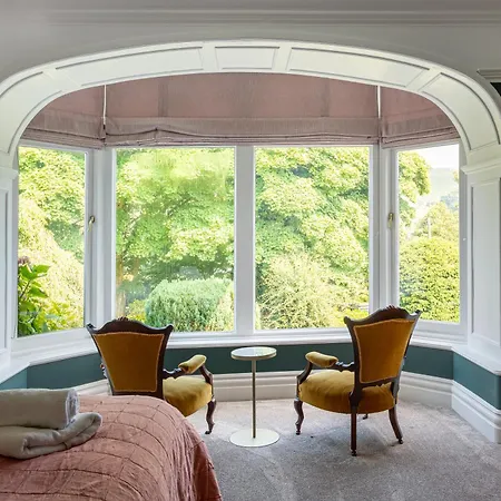 Mainsfield House - Luxury Group *