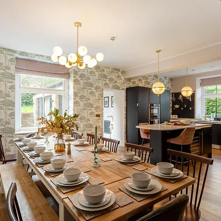 Mainsfield House - Luxury Group Holiday home Settle