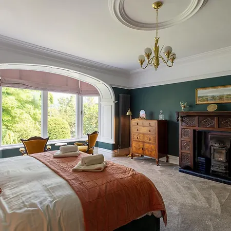 Mainsfield House - Luxury Group Settle